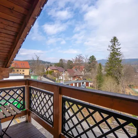 Rentplanet - Okrzei Apartment *